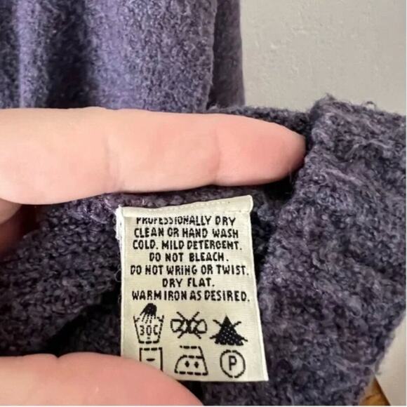 Vintage Eddie Bauer Purple Wool Knit Turtleneck Sweater - Picture 8 of 9